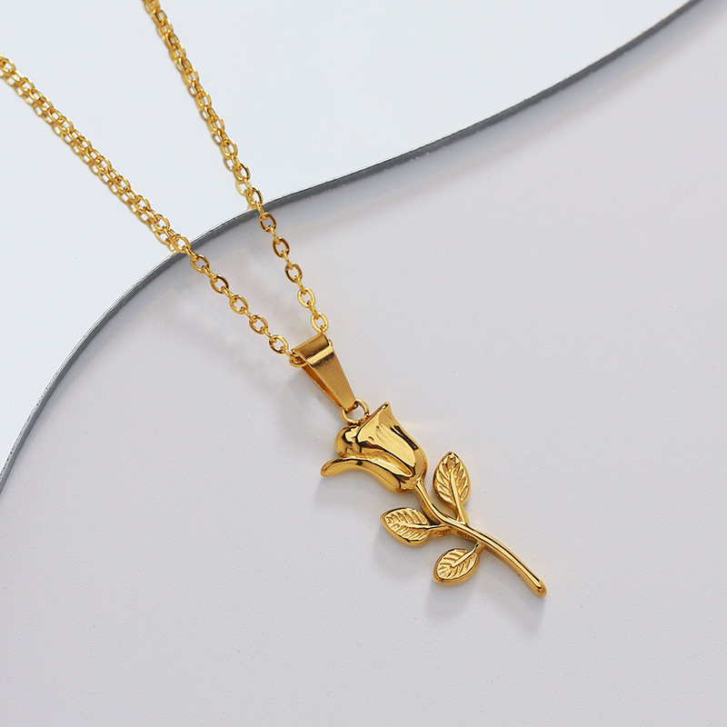 Collar con colgante de rosa de - Birth Flower Necklace reseña y precio