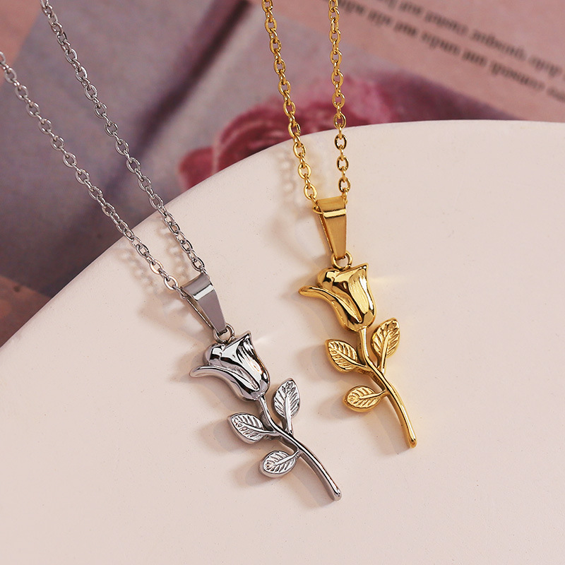 Collar con colgante de rosa de - Birth Flower Necklace reseña y precio